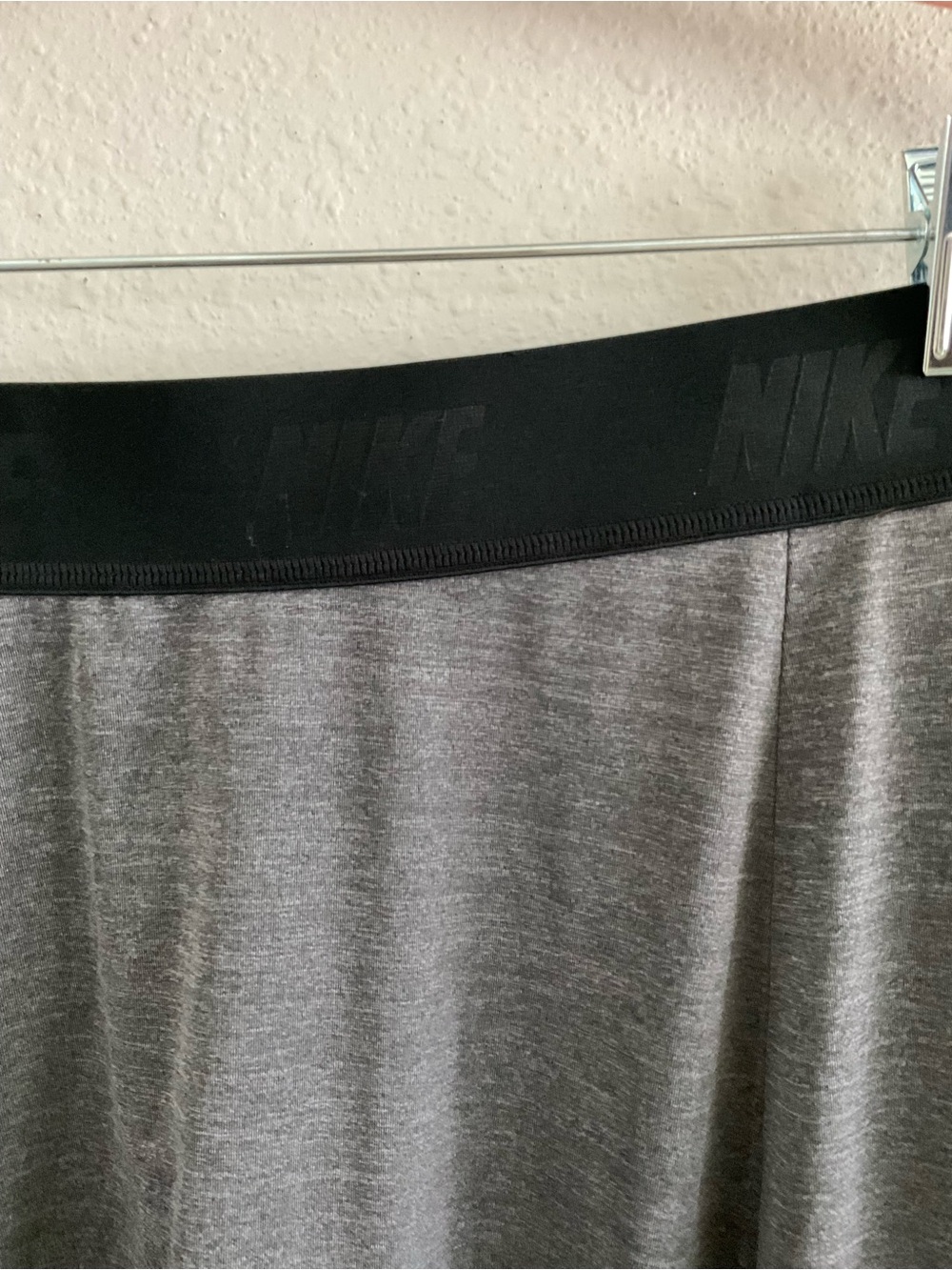 Nike Gray Yoga Harem Pants with Black Waistband - Picture 3 of 5